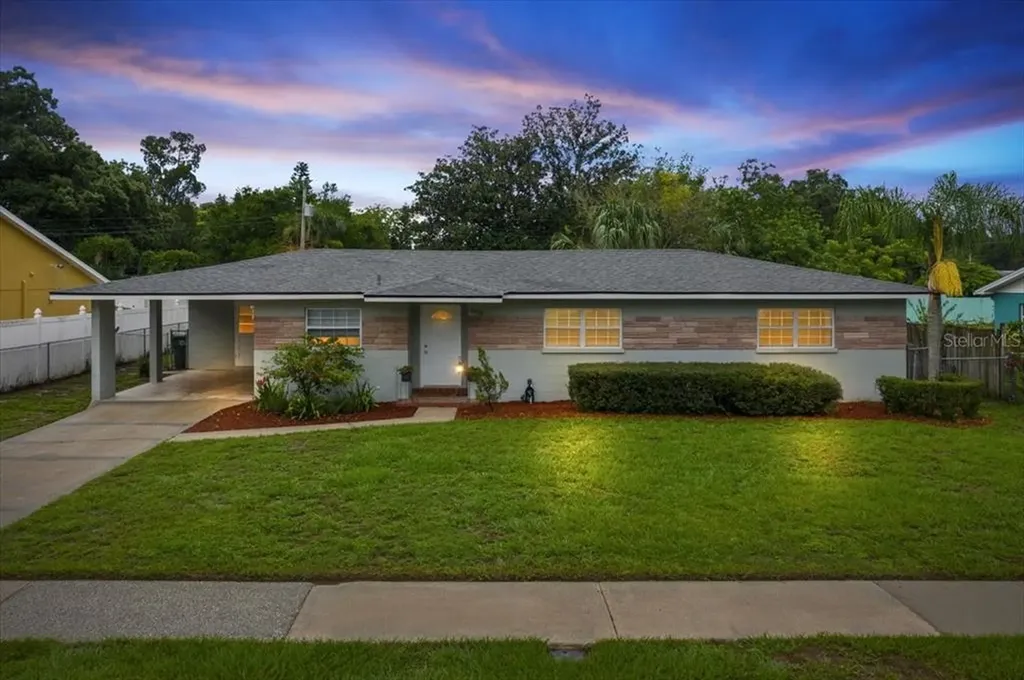 2920 Redwood Avenue Lakeland FL 33803