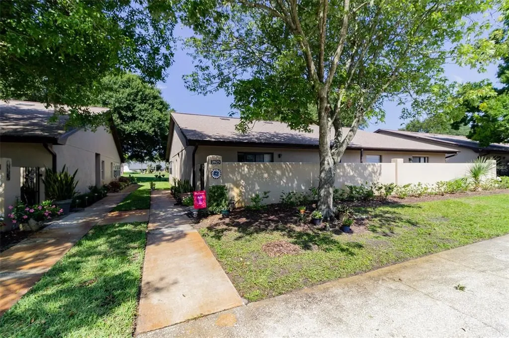2823 Wingfoot Court Winter Haven FL 33884