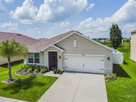 35847 Jenny Lynne Circle Zephyrhills FL 33541