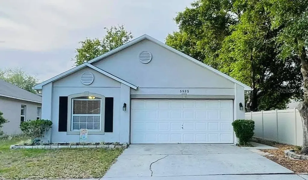 5525 New Cambridge Road Orlando FL 32810