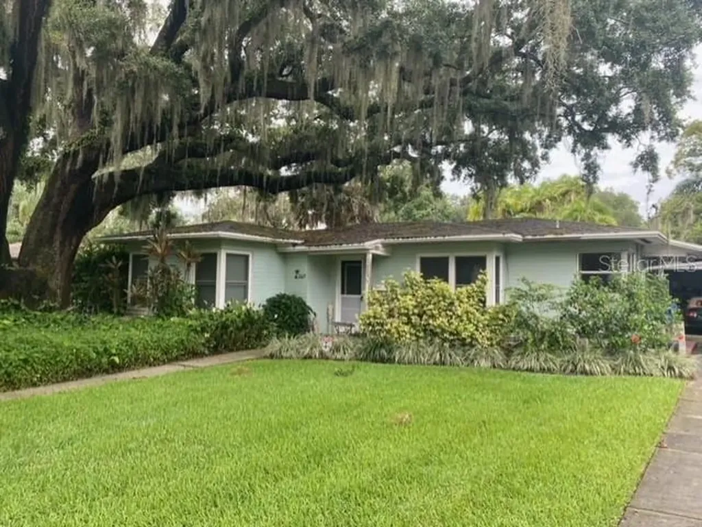1025 Avon Avenue Lakeland FL 33801