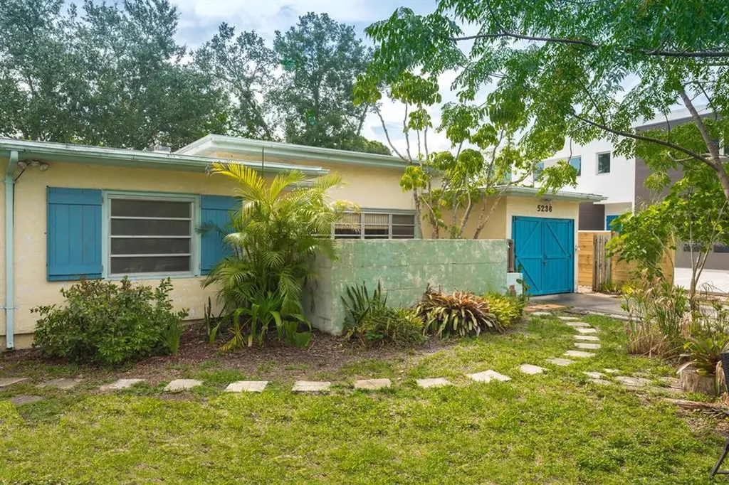 5236 Stevens Drive Sarasota FL 34234