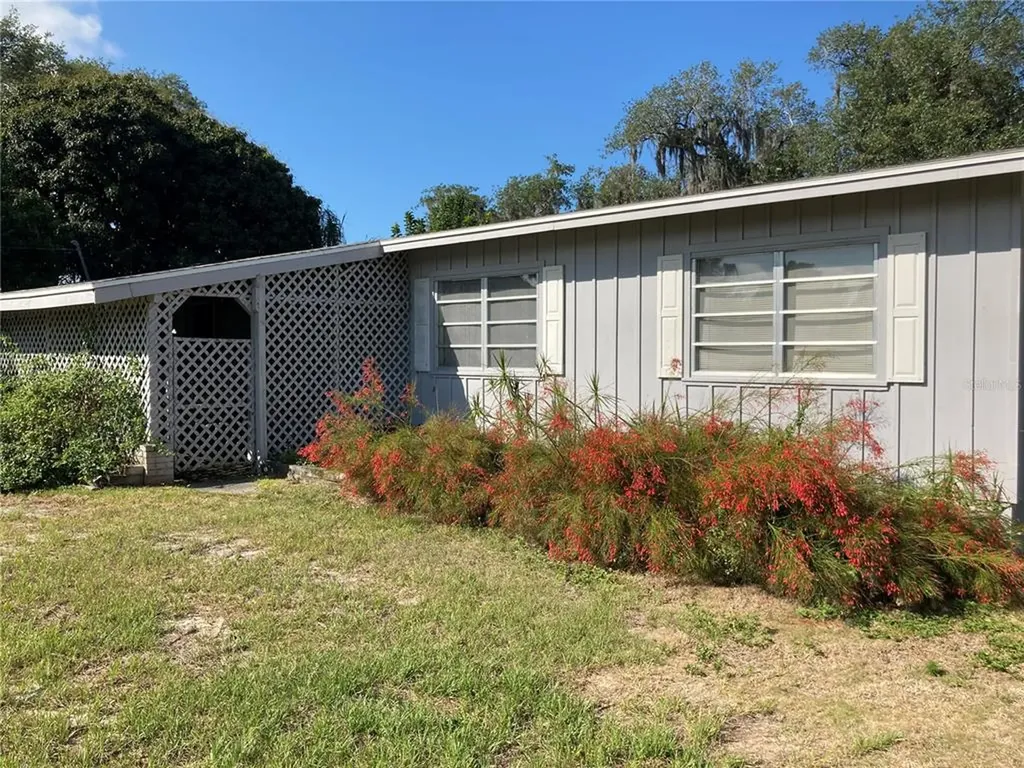 709 Lake Blue Drive Lake Placid FL 33852
