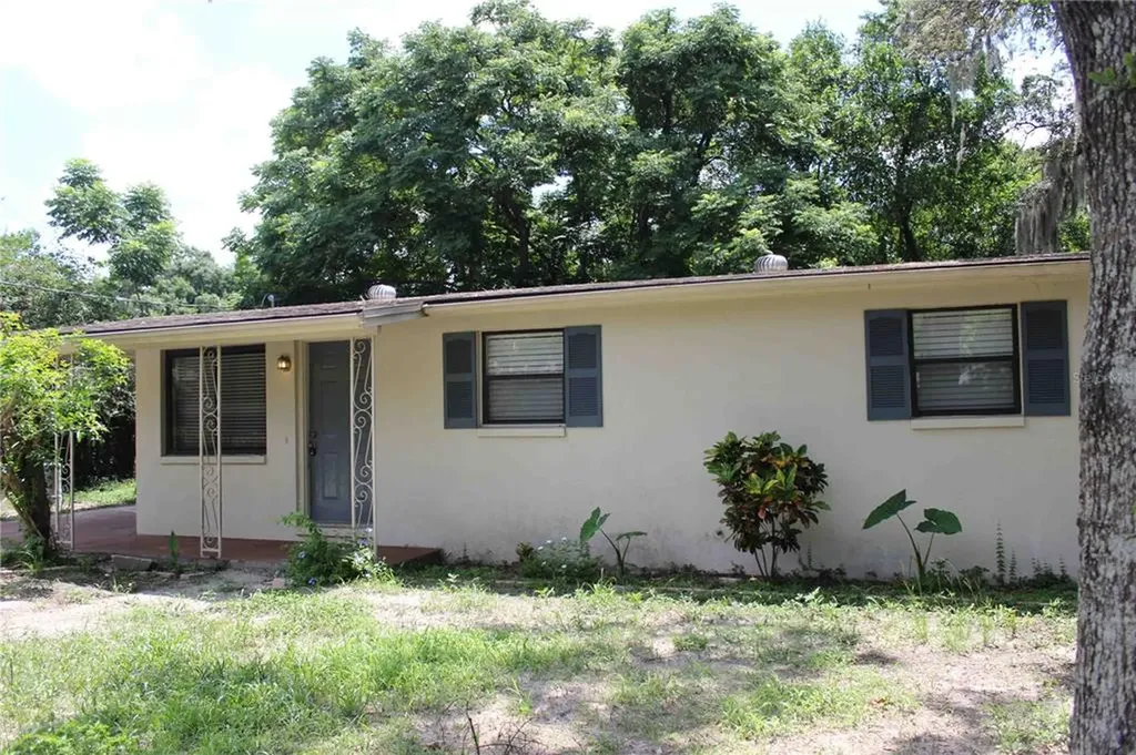 8513 N 48th Street Tampa FL 33617