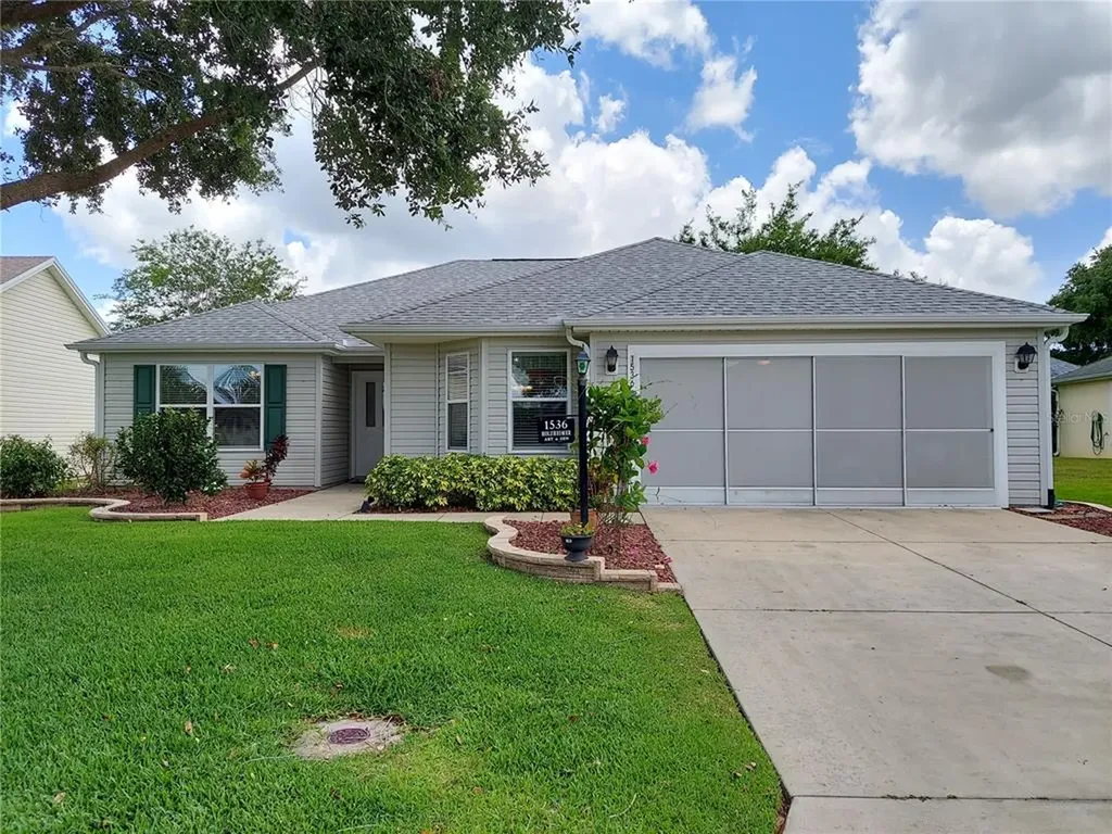 1536 Vandam Street The Villages FL 32162