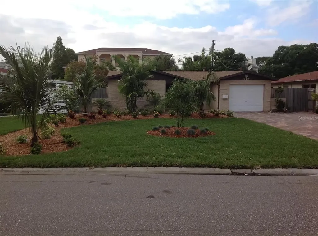 1919 Montana Avenue NE St Petersburg FL 33703