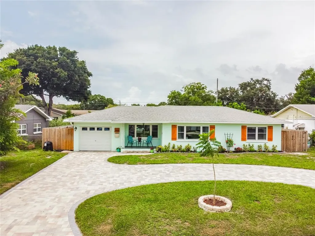 4127 28th Avenue N St Petersburg FL 33713