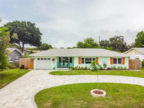 4127 28th Avenue N St Petersburg FL 33713