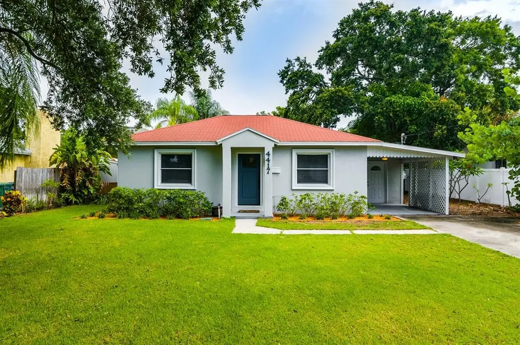 4417 W Bay Villa Avenue Tampa FL 33611