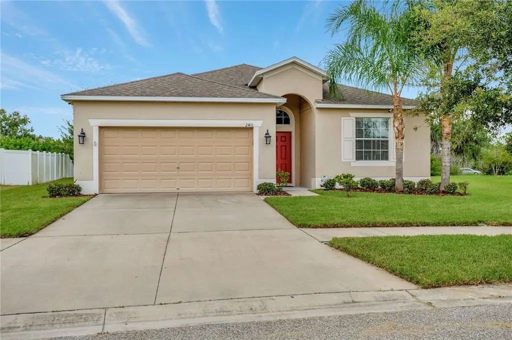 2411 Dakota Rock Drive Ruskin FL 33570