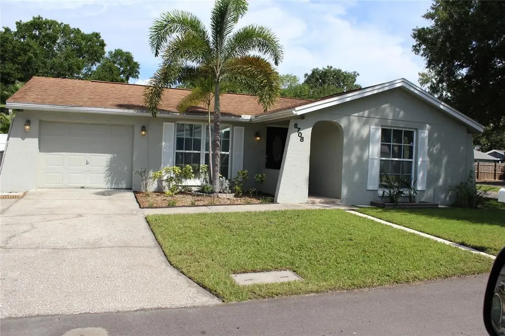 6708 Preston Court Tampa FL 33615