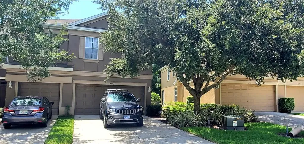 4112 Bismarck Palm Drive Tampa FL 33610