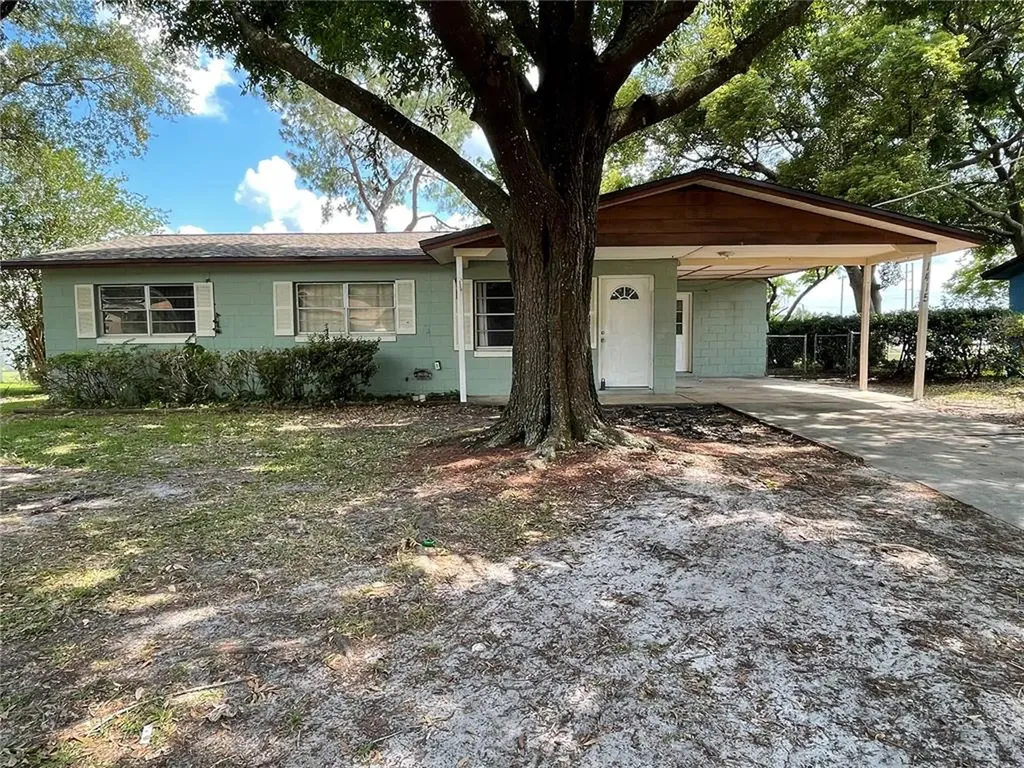 1415 NE 1st Street Mulberry FL 33860