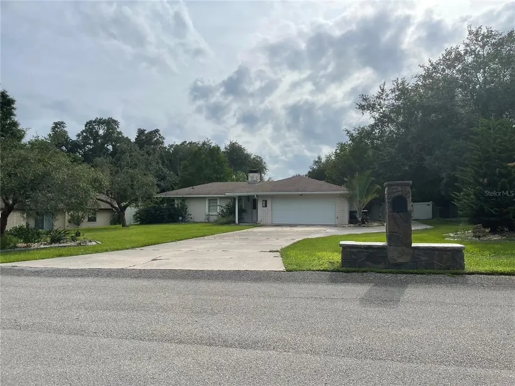 2133 Greenleaf Boulevard Winter Haven FL 33884