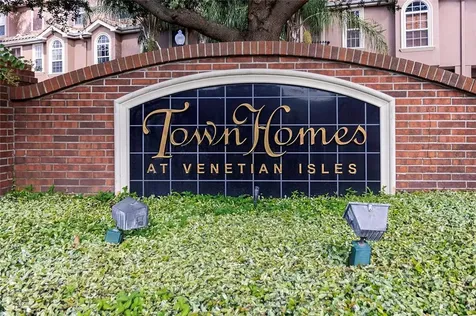 4635 Overlook Drive NE St Petersburg FL 33703