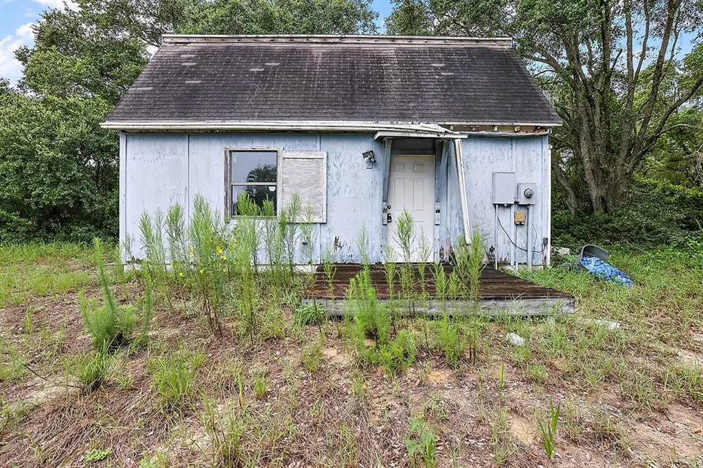 41130 Merrit Street Leesburg FL 34788