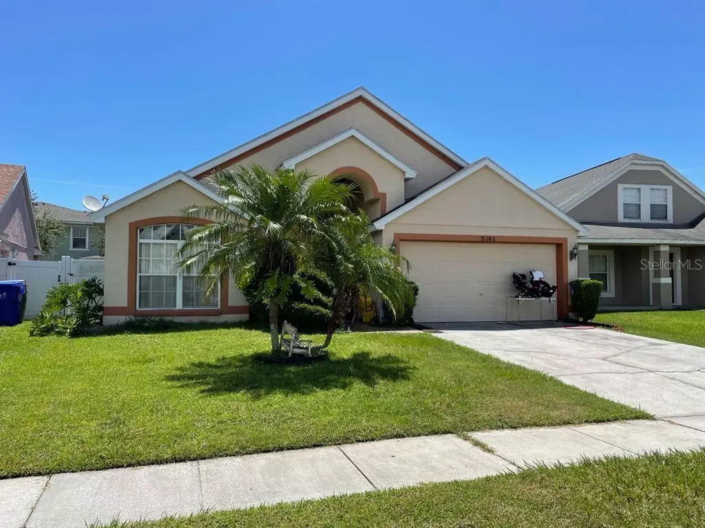 2081 Shannon Lakes Boulevard Kissimmee FL 34743
