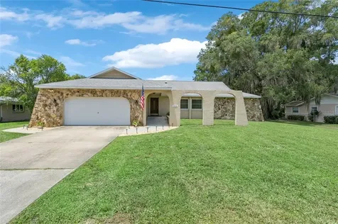 302 SE 2nd Court Crystal River FL 34429