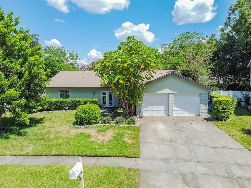 15705 Springmoss Lane Tampa FL 33624