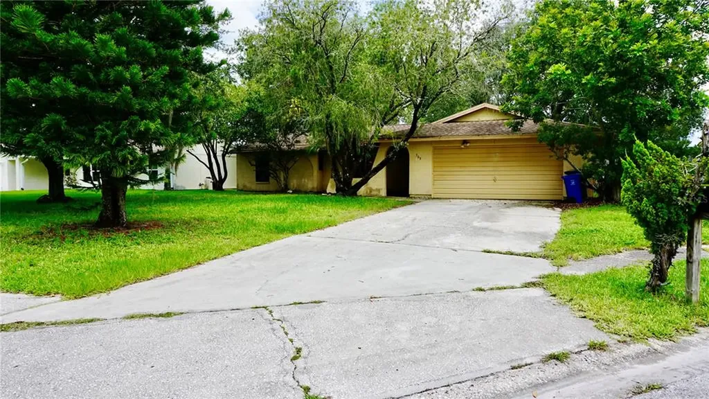 309 Fairwood Court Oldsmar FL 34677
