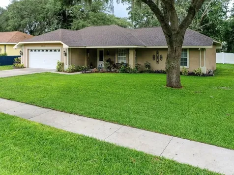 33911 Secret Hill Drive Leesburg FL 34788