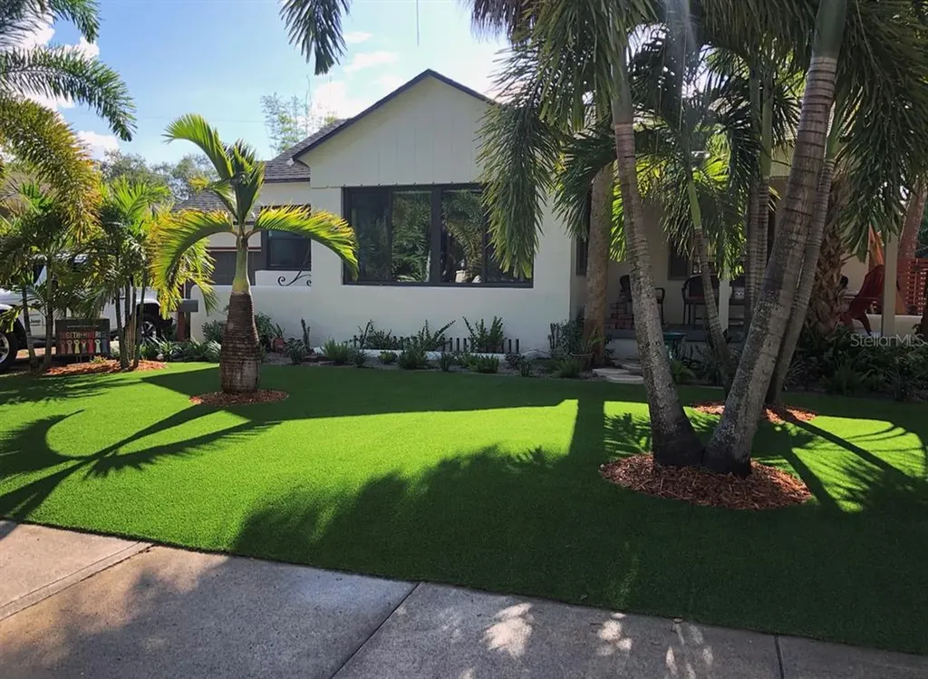 2325 1st Street NE St Petersburg FL 33704