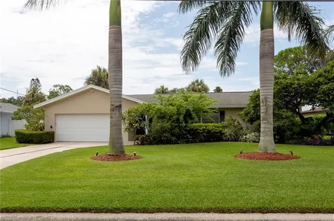 5269 Dover Street NE St Petersburg FL 33703