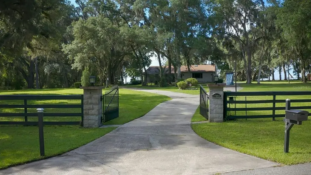 27094 Redfox Drive Brooksville FL 34602