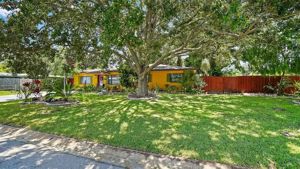 1850 69th Avenue N St Petersburg FL 33702