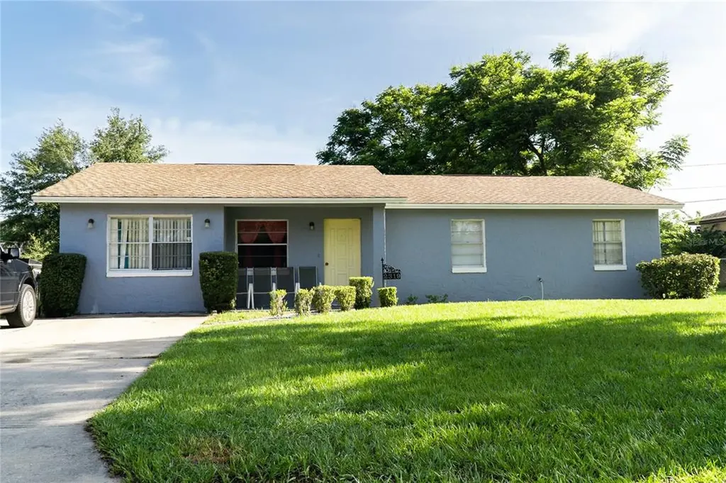 2319 Laura Street Lake Wales FL 33898