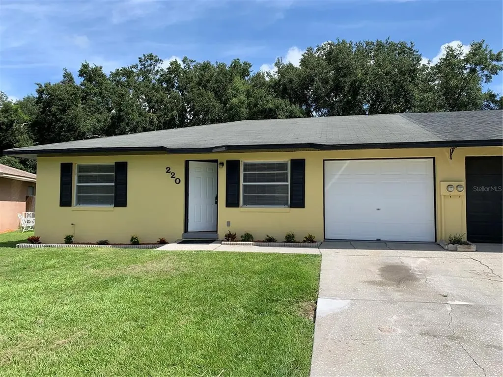 220 Mary Catherine Court Lakeland FL 33809