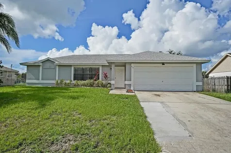 812 Banks Street NW Palm Bay FL 32907