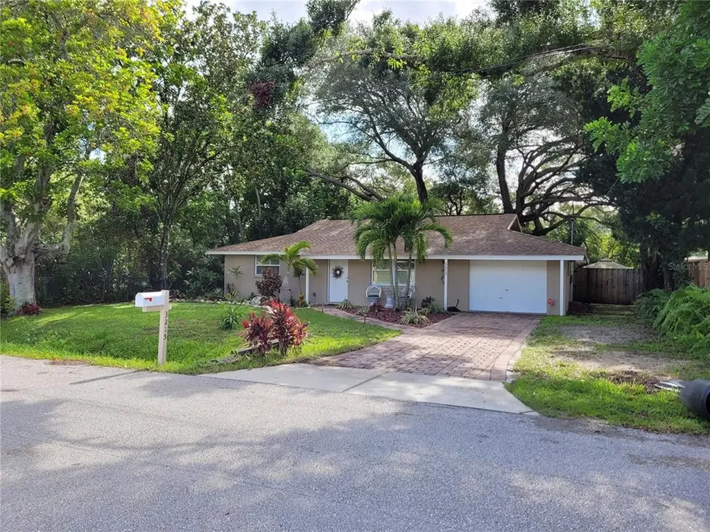3215 Corey Road Sarasota FL 34232