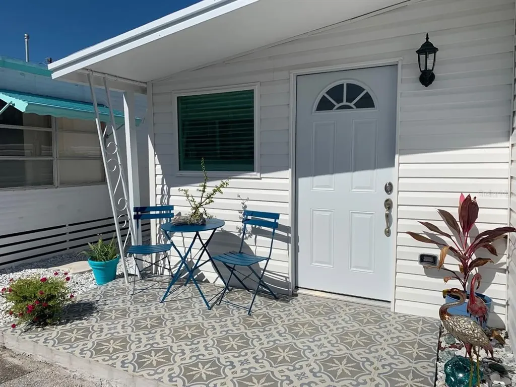 53 Twin Shores Boulevard Longboat Key FL 34228