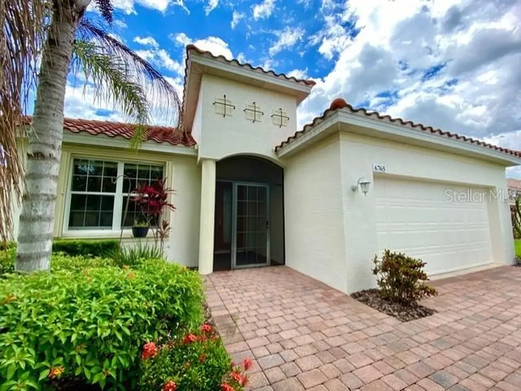 6765 41st Street Circle E Sarasota FL 34243