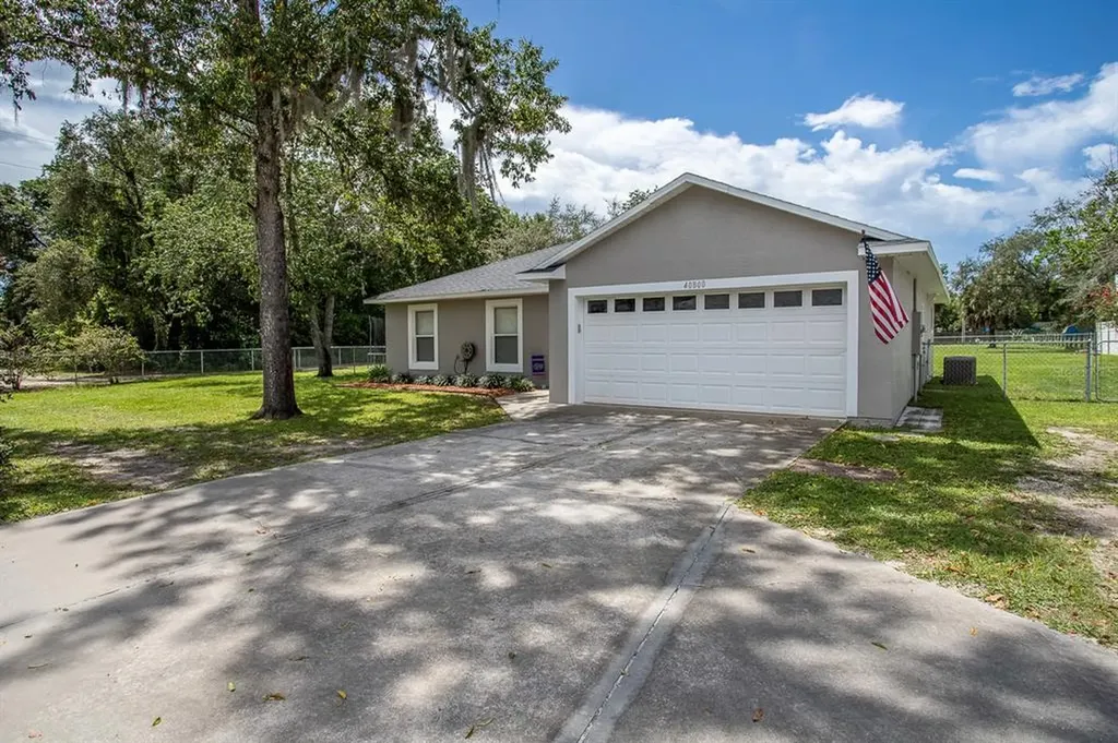 40800 W 6th Avenue Umatilla FL 32784
