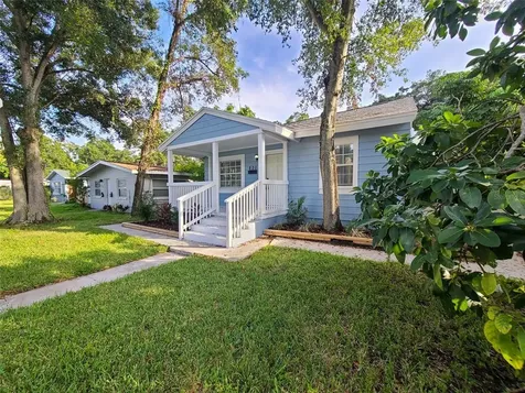820 18th Avenue S St Petersburg FL 33705