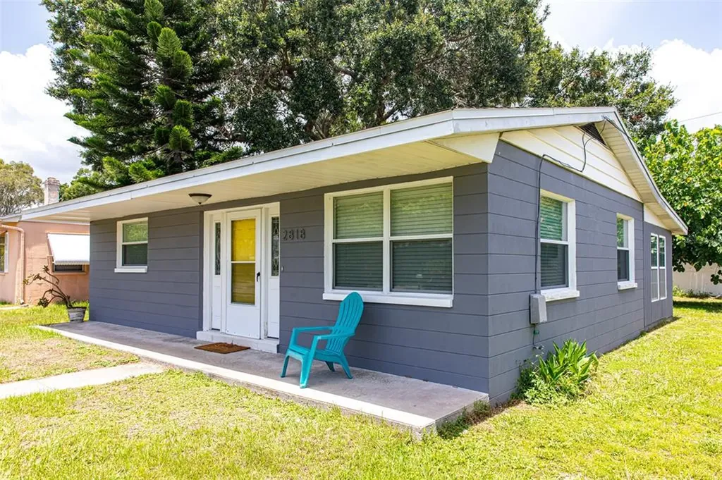 2818 Tifton Street S Gulfport FL 33711
