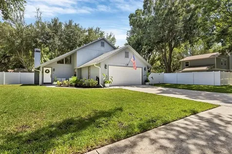 3710 Village Estates Place Tampa FL 33618