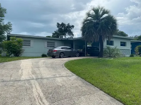 6915 Fern Circle Leesburg FL 34748