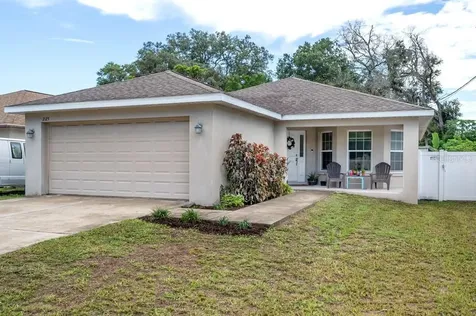 2125 W Henry Avenue Tampa FL 33603