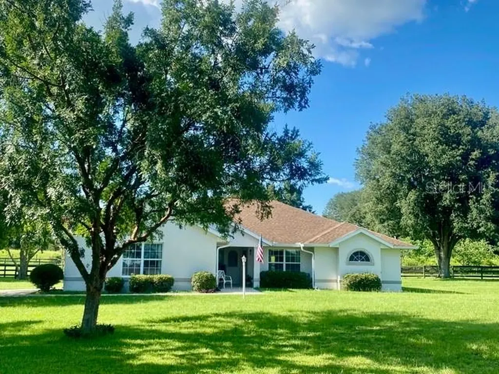 511 NW 82nd Court Ocala FL 34482