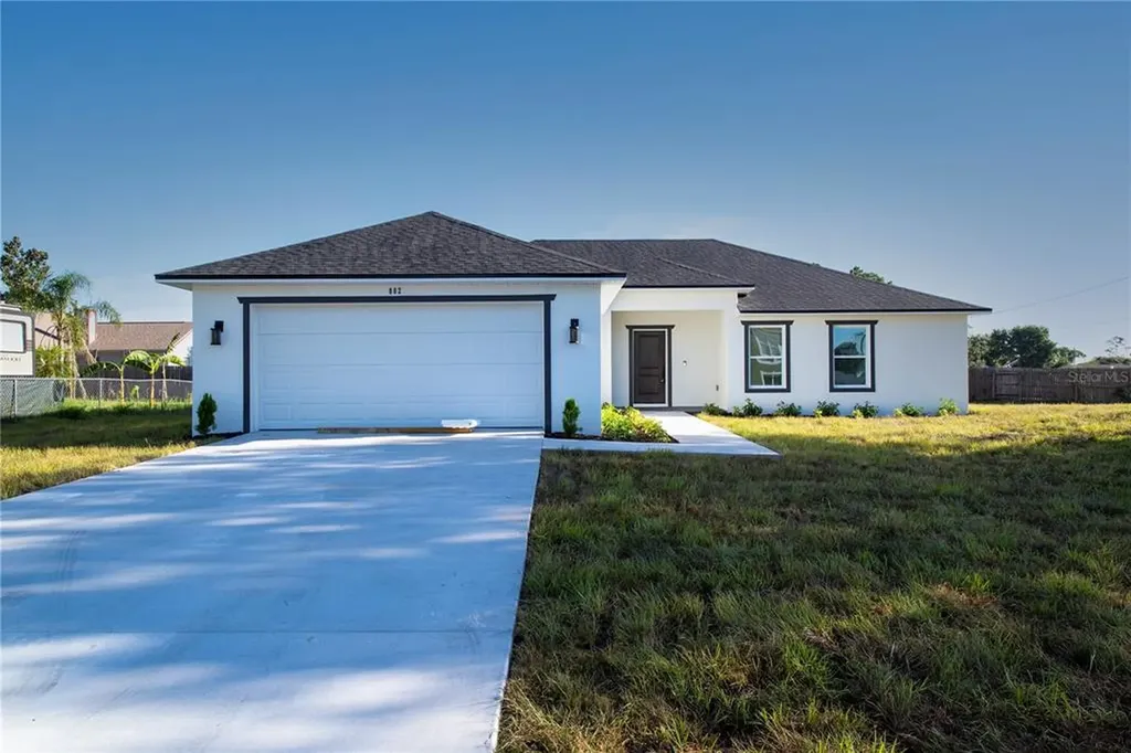 1530 Malaluka Street Deltona FL 32725