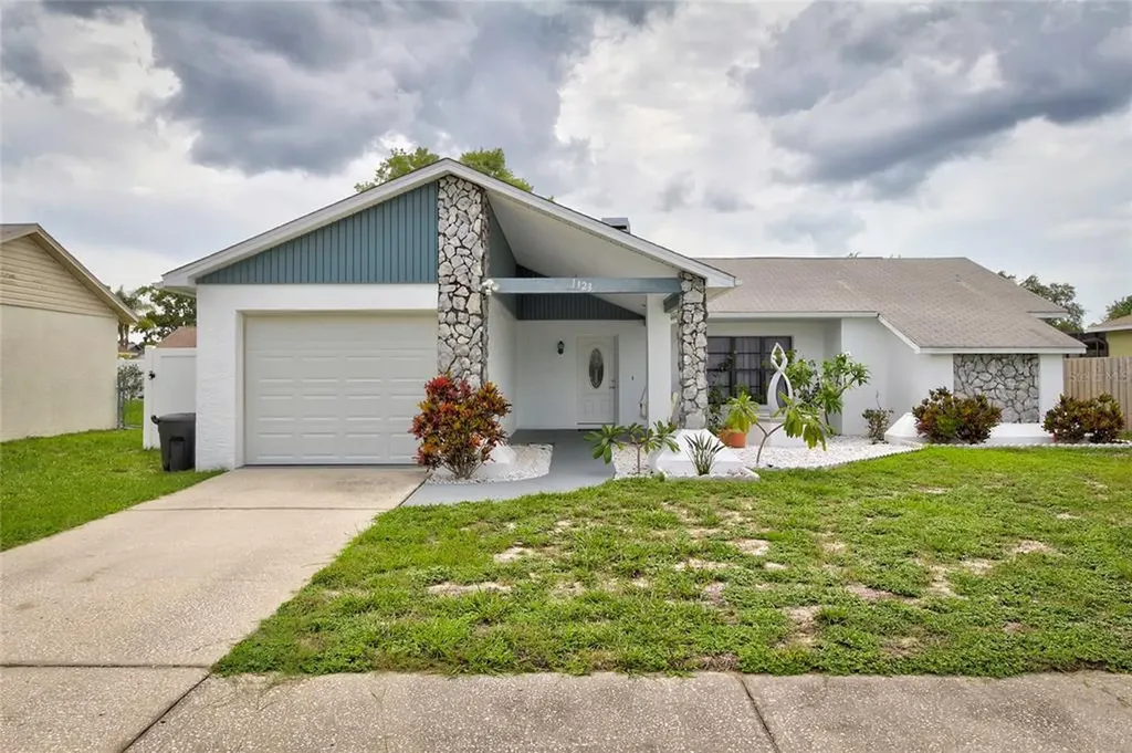 1123 Greenlea Drive Holiday FL 34691