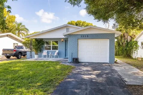 2235 39th Avenue N St Petersburg FL 33714