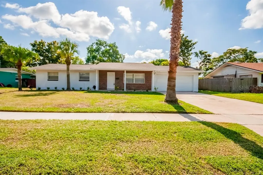 5311 Kingswood Drive Orlando FL 32810