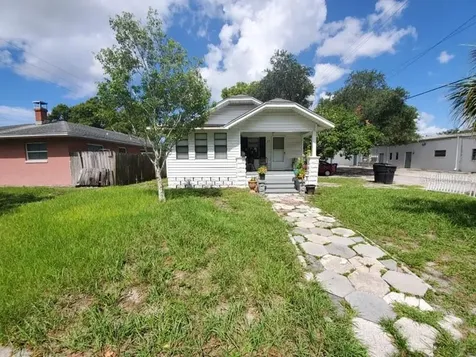 17 45th Street S St Petersburg FL 33711