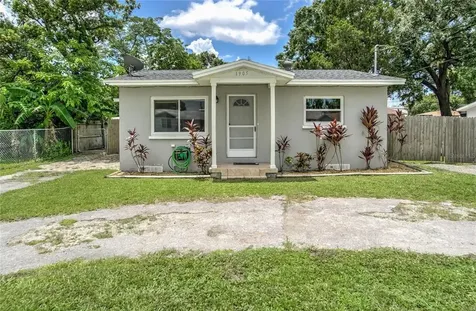 1905 W Washington Street Plant City FL 33563