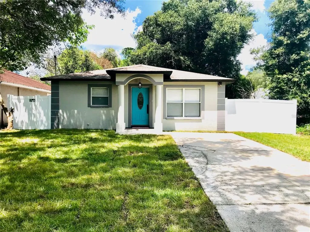 8932 N Newport Avenue Tampa FL 33604