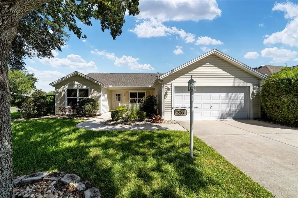 1885 Treadwell Terrace The Villages FL 32162